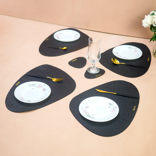 Regale Black Tablemat